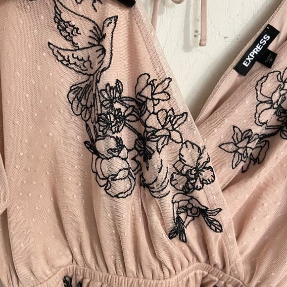 Express Womens Beige Floral Embroidered Mesh Layered Cold Shoulder Blouse Large - Picture 3 of 7